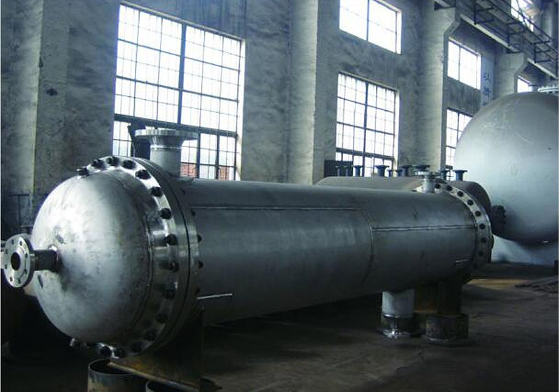 80m2尿素解析冷凝器