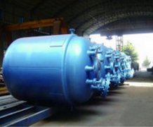 鈦鋼復(fù)合反應(yīng)釜目標(biāo)溫度優(yōu)化與控制算法的研究